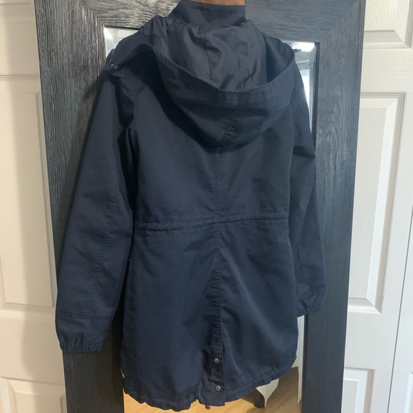 Only fall/spring jacket - Picture 4 of 4